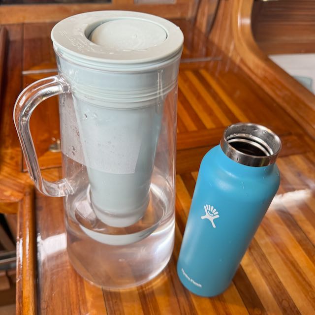 water filter and reusable water bottle