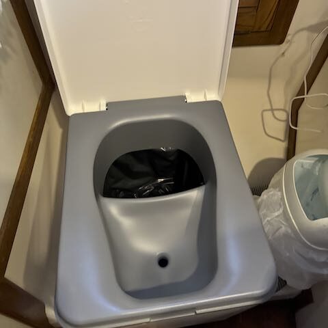 Trelino marine composting toilet